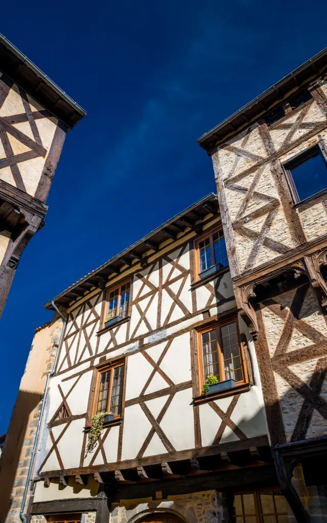 Maison à pans de bois dans le centre historique de Billom en Auvergne