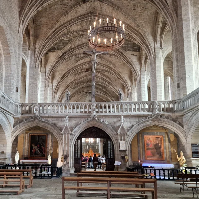 intérieur de l'Abbaye La Chaise-Dieu